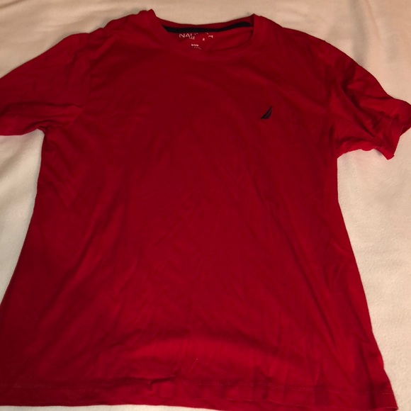 red nautica t shirt